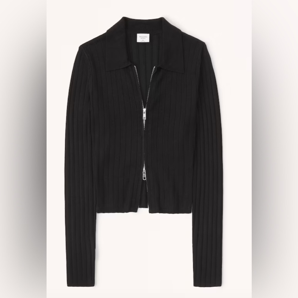 NWT Zip Up Collared Sweater